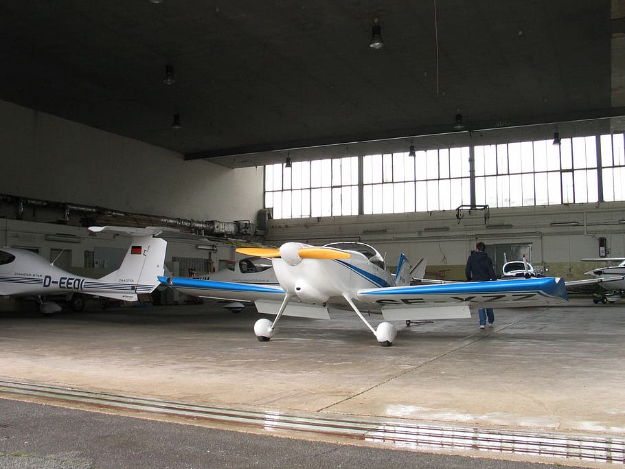 hangar, aircraft, m17, flyer, propeller, aviation, propeller plane HD wallpaper