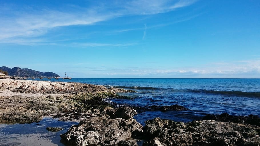 Sea, Sky, Blue, Blue, Beach, Stones, Rock, nature, horizon over water HD wallpaper