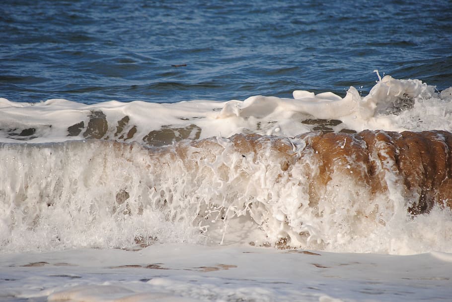 waves, sea, water, ocean, summer, sand, cold, blue, bubbles HD wallpaper