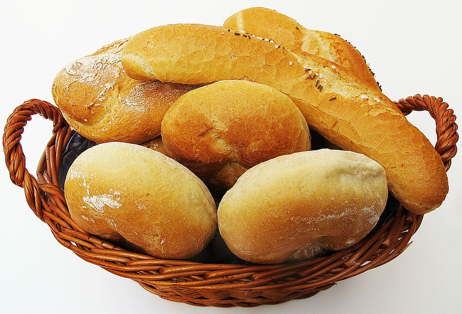 Roll, Basket, Breakfast, Crispy, delicious, frisch, breakfast basket HD wallpaper