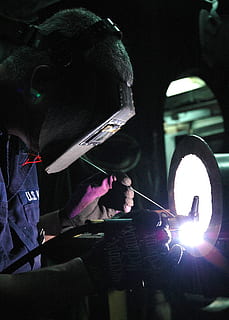 welder low-light photography, construction, worker, welding HD wallpaper