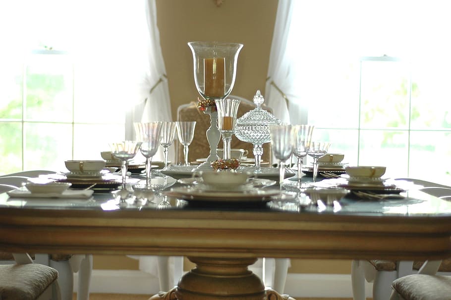 clear glass formal table setting, dining room, window, wedding HD wallpaper
