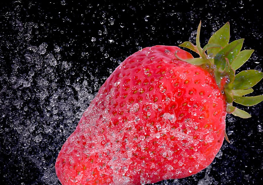 strawberries, season, spring, fruit, eating, healthy, the freshness, HD wallpaper