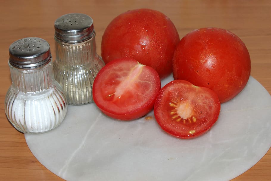 Tomatoes, Salt, Pepper, Frisch, Healthy, food, salt shaker, HD wallpaper