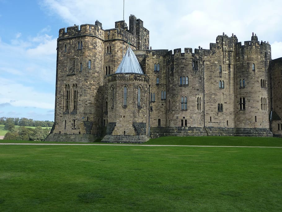 alnwick castle, england, historic, medieval, built structure