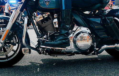 bike, boots, chrome, engine, exhibition, leg, machine, metal HD wallpaper