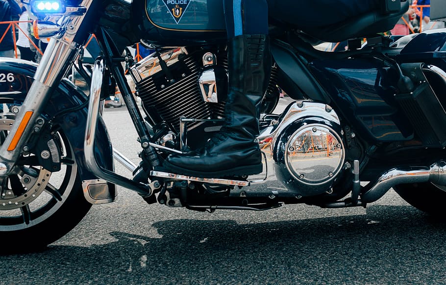 bike, boots, chrome, engine, exhibition, leg, machine, metal HD wallpaper
