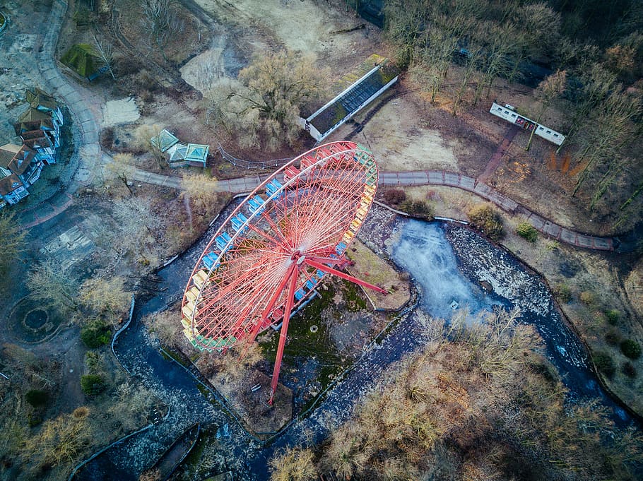 bird's eye view of ferris wheel, bird's eye photography of red ferriswheel HD wallpaper
