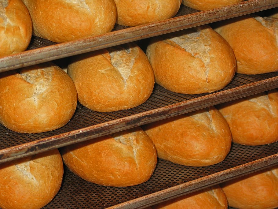 baked breads in oven, roll, fresh bread rolls, baker, baking tray HD wallpaper