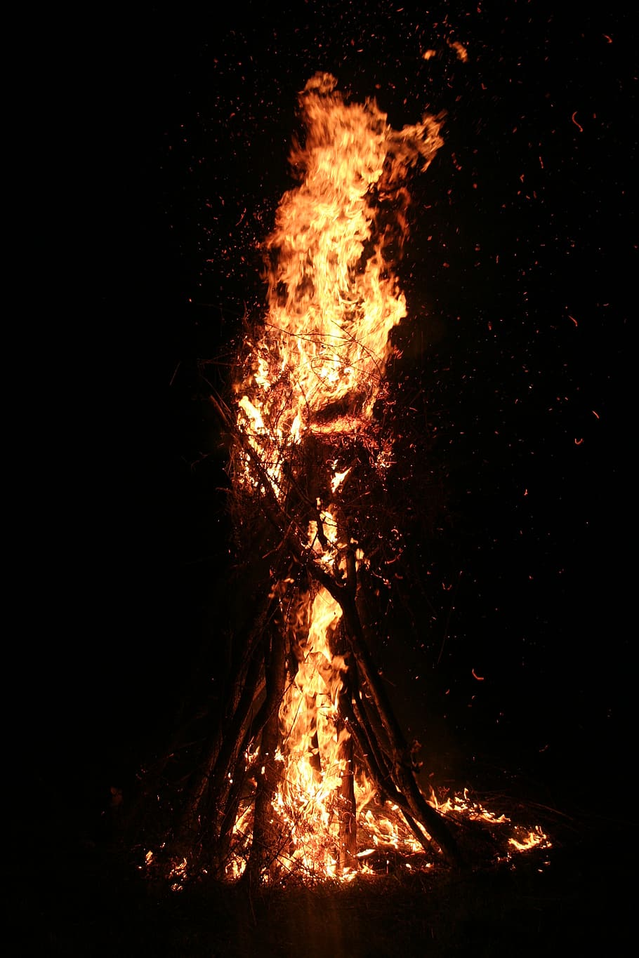 fire, light, flame, at night, brand, örtűz, burning, heat - temperature HD wallpaper