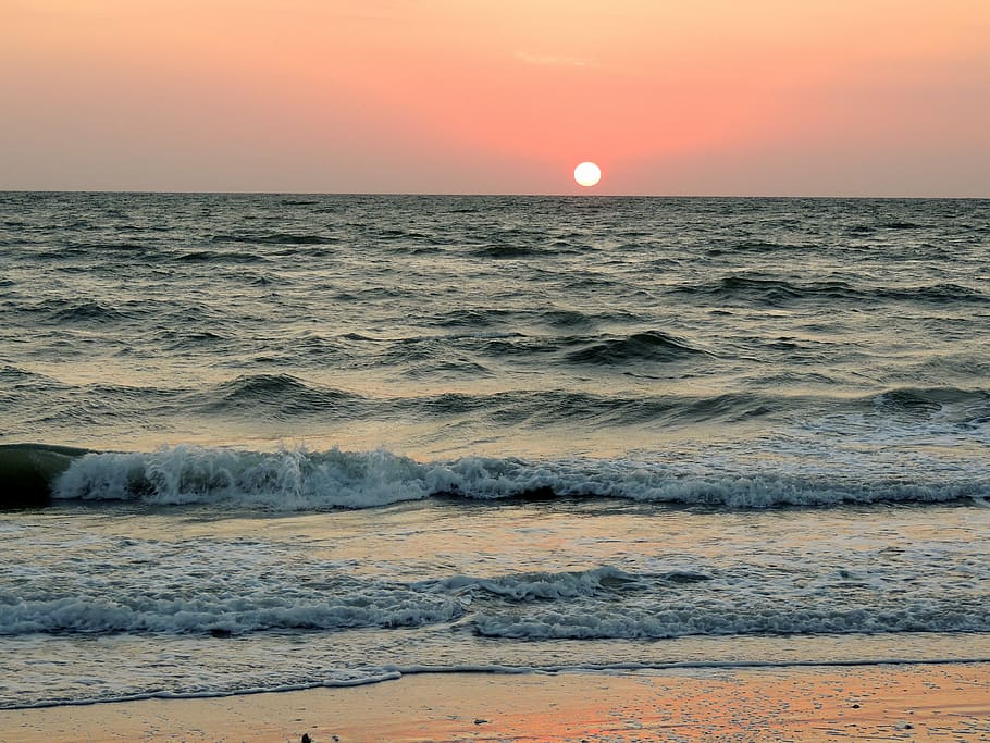 ocean, sea, waves, beach, shore, sunset, pink, sky, colorful HD wallpaper