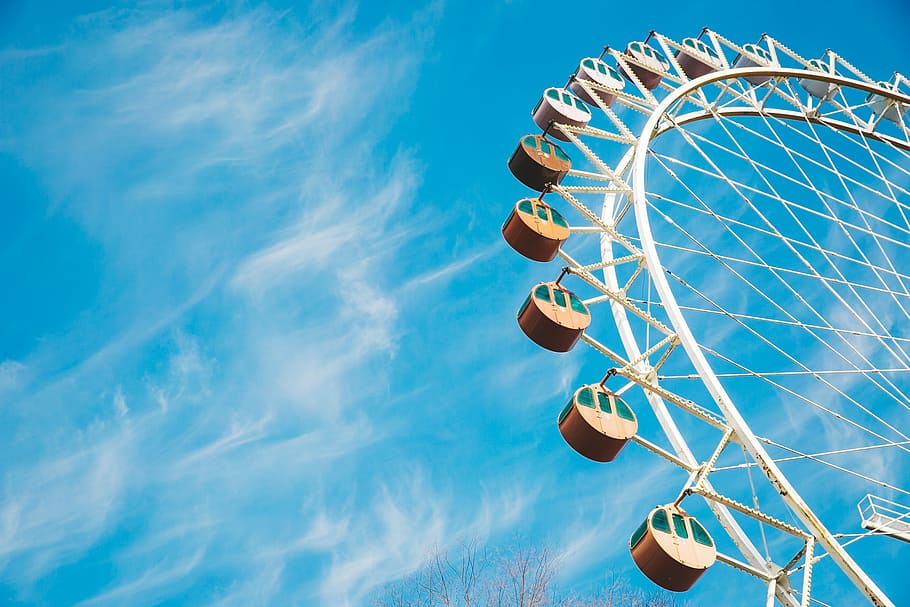 white Ferris wheel under clear sky during daytime, photography of white ferris wheel HD wallpaper