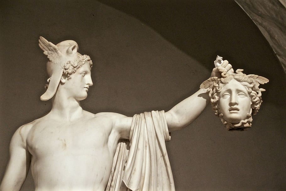 white concrete man holding head of woman statue, medusa, perseus, HD wallpaper