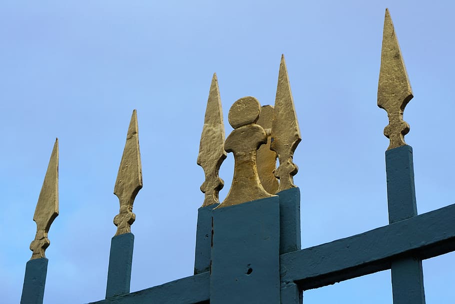 Fence, Castle, Wilhelmsthal, Calden, pointed, gold, golden HD wallpaper