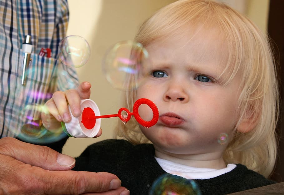 child, soap bubbles, fun, face, funny, girl, make soap bubbles HD wallpaper
