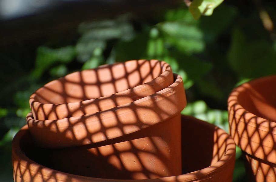 Flowerpot, Shadow, Pattern, Lines, Sunny, light, garden, mood HD wallpaper