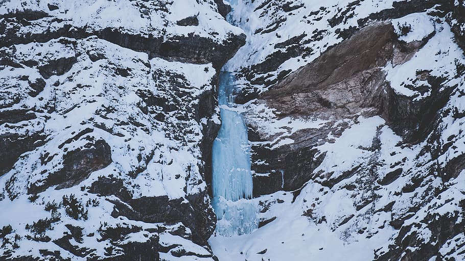 waterfalls between hills, snow coated mountain, Day, ice, rock HD wallpaper