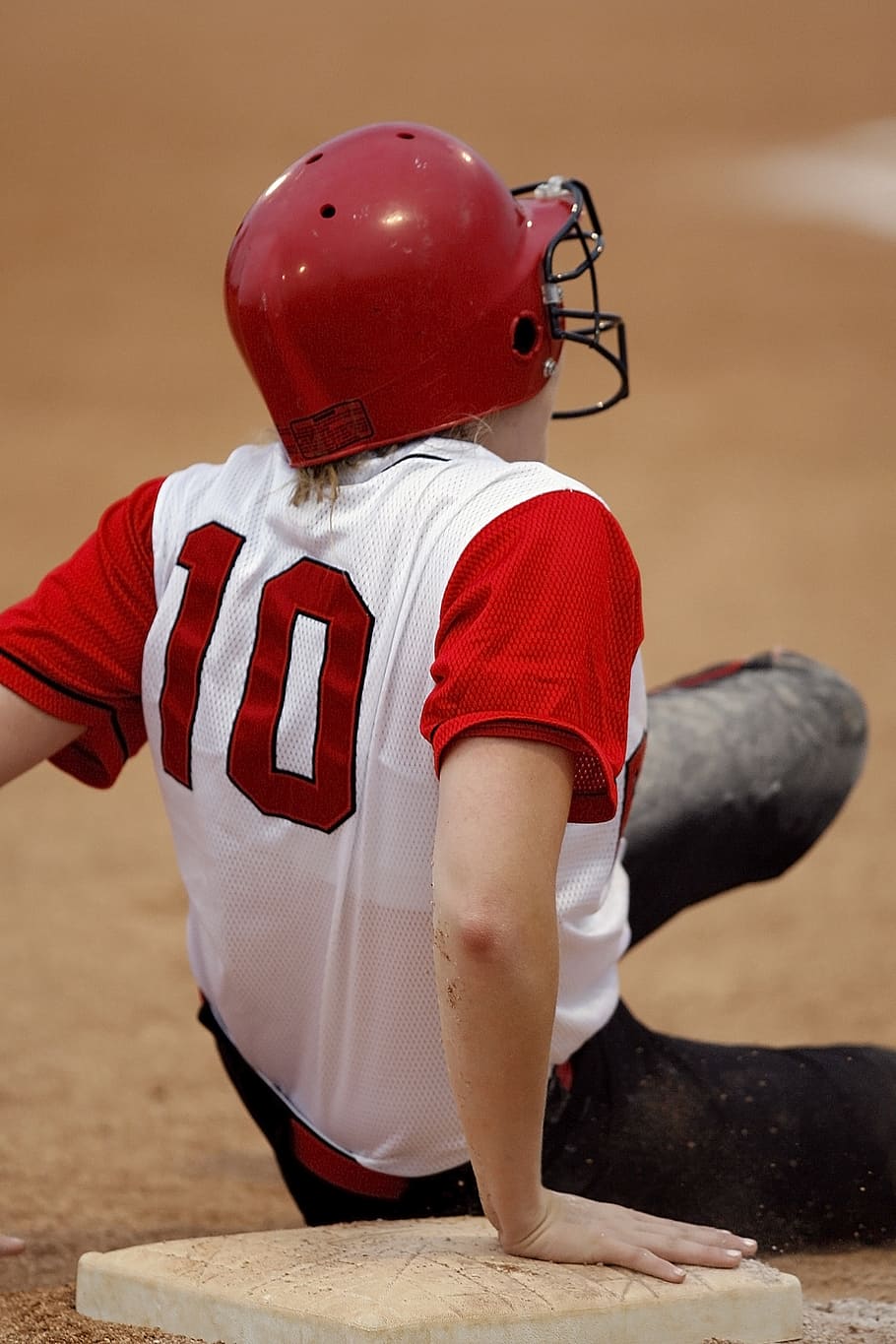 softball, runner, girl, base, safe, slide, dirt, action, game HD wallpaper
