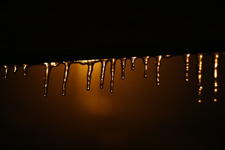 macro, icicle, backlight, close-up, no people, hanging, in a row HD wallpaper