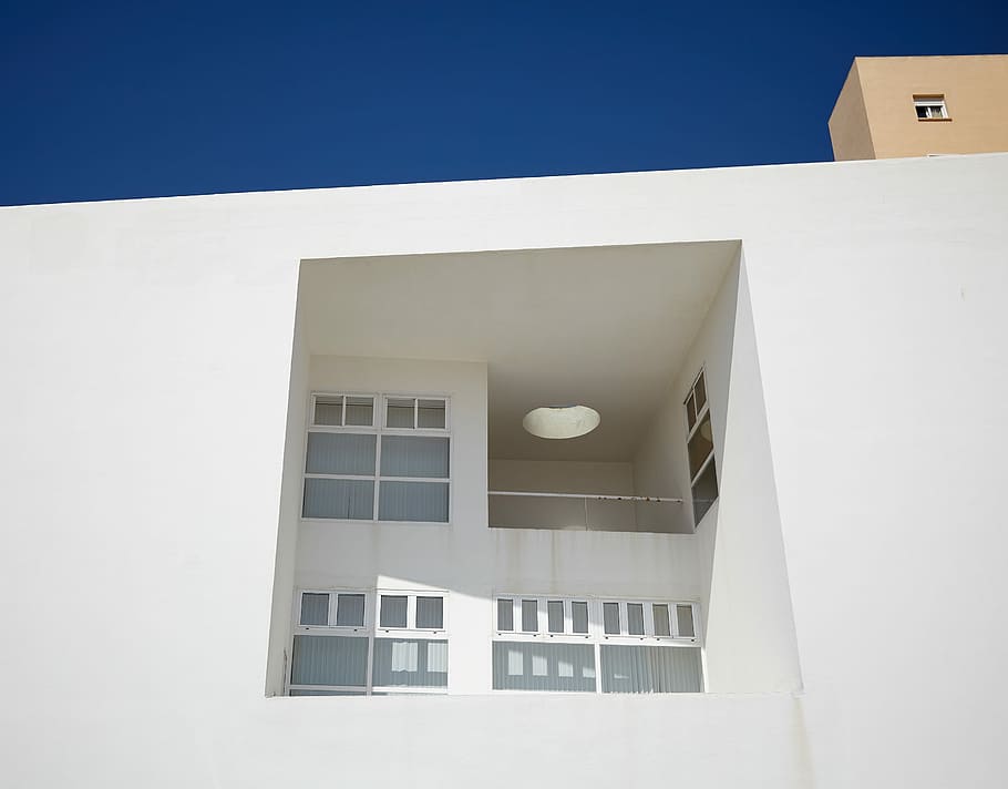 closeup view of white building, architectural photography of white building HD wallpaper