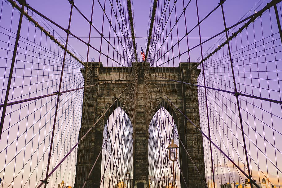 photo of man's eye-view bridge, closeup photo of Brooklyn Bridge, New York HD wallpaper