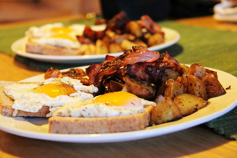pork and sunny side-up egg dish, breakfast, cook, food, bread HD wallpaper