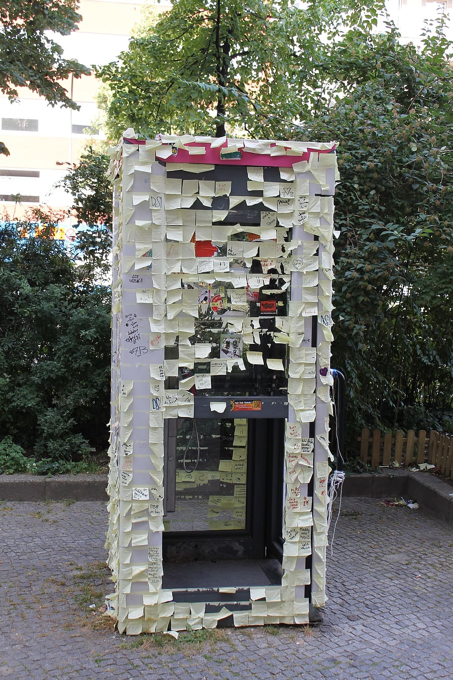 Postit, Berlin, Phone Booth, notes, tree, no people, day, outdoors HD wallpaper
