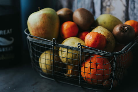 Fruit basket, Apple, orange, pear, kiwi, food, apple - Fruit HD wallpaper