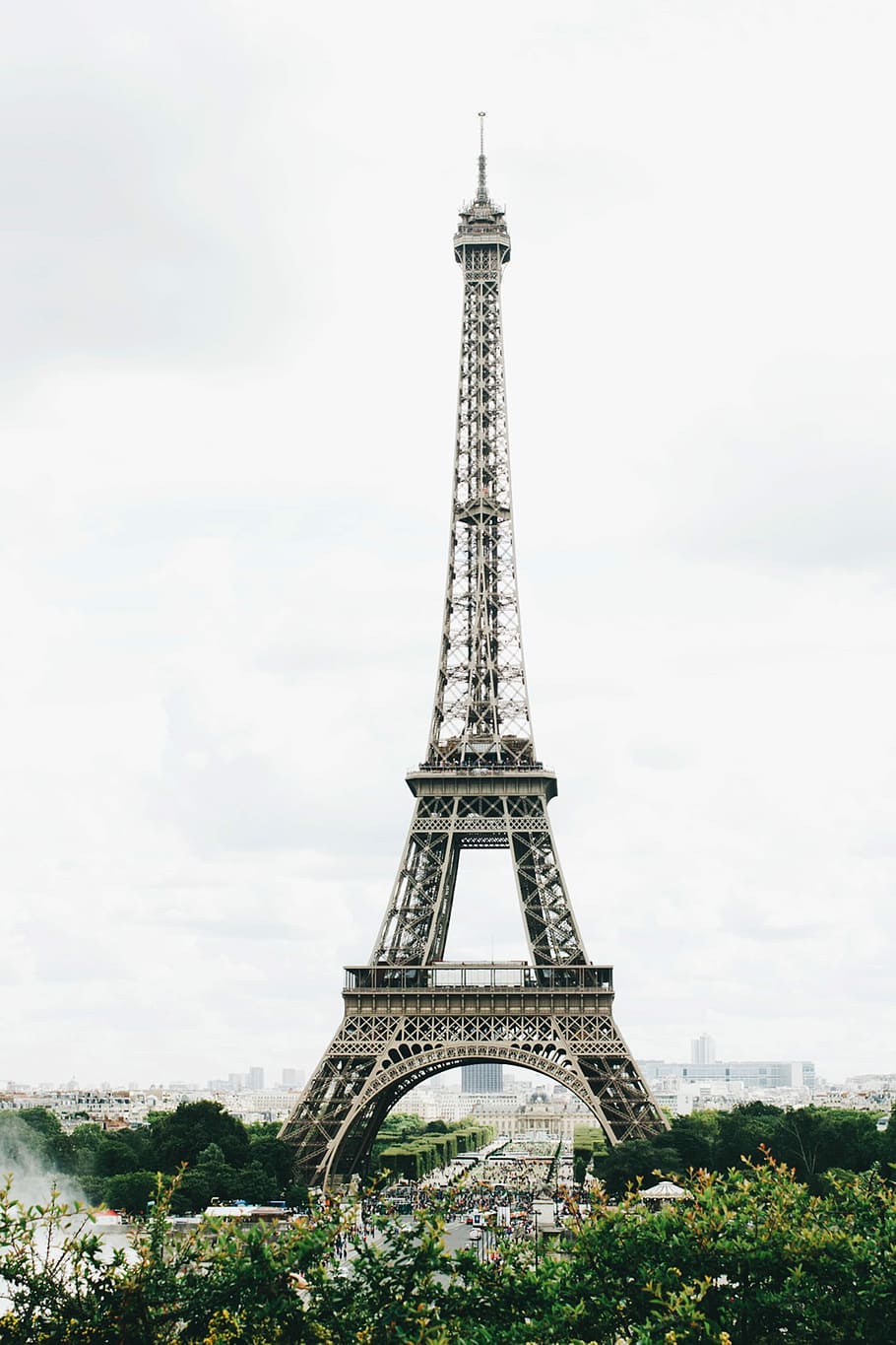 Eiffel Tower, Paris, landmark, architecture, built structure HD wallpaper