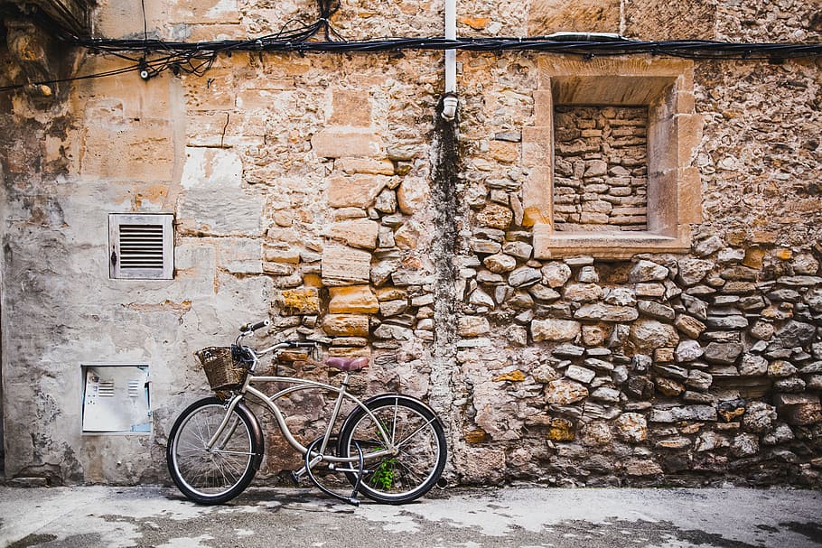 bicycle parked beside concrete house, architecture, building HD wallpaper