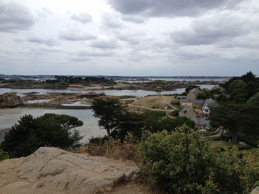 ile-de-brehat, panorama, rocks, cloud - sky, water, tree, plant HD wallpaper