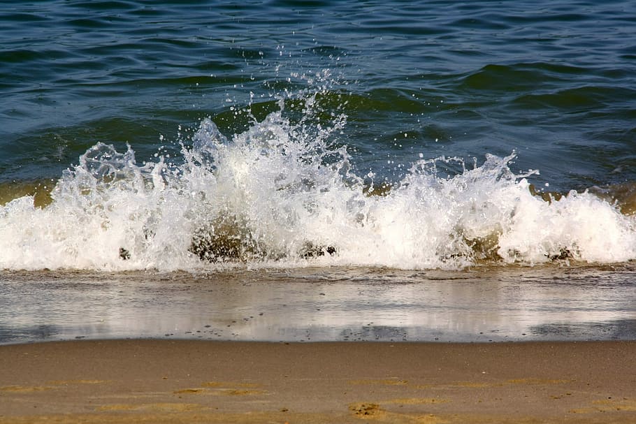 Sea, Wave, Surf, Spray, water, motion, nature, no people, beach HD wallpaper