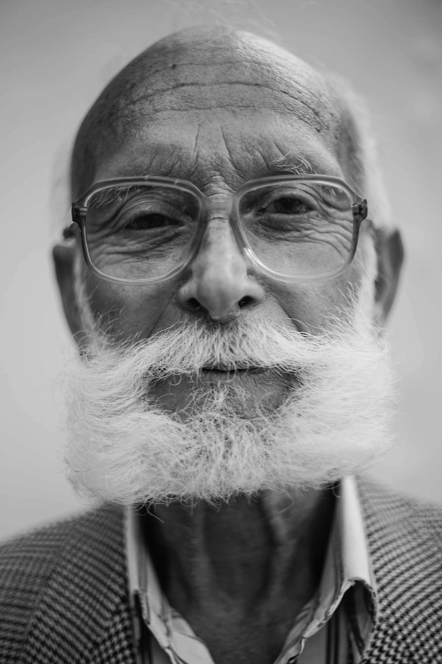 grayscale photography of man, old, beard, portrait, face, elderly, HD wallpaper