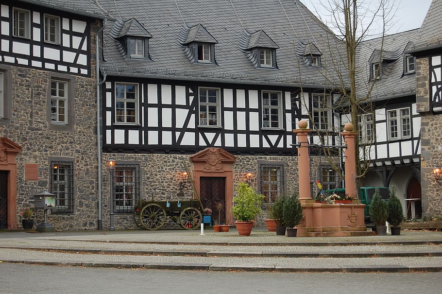 Hof, Courtyard, Monastery, Wall, Masonry, restaurant, castle HD wallpaper