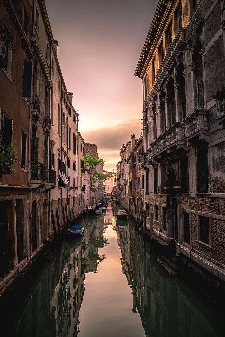 architecture, building, infrastructure, canal, water, reflection HD wallpaper