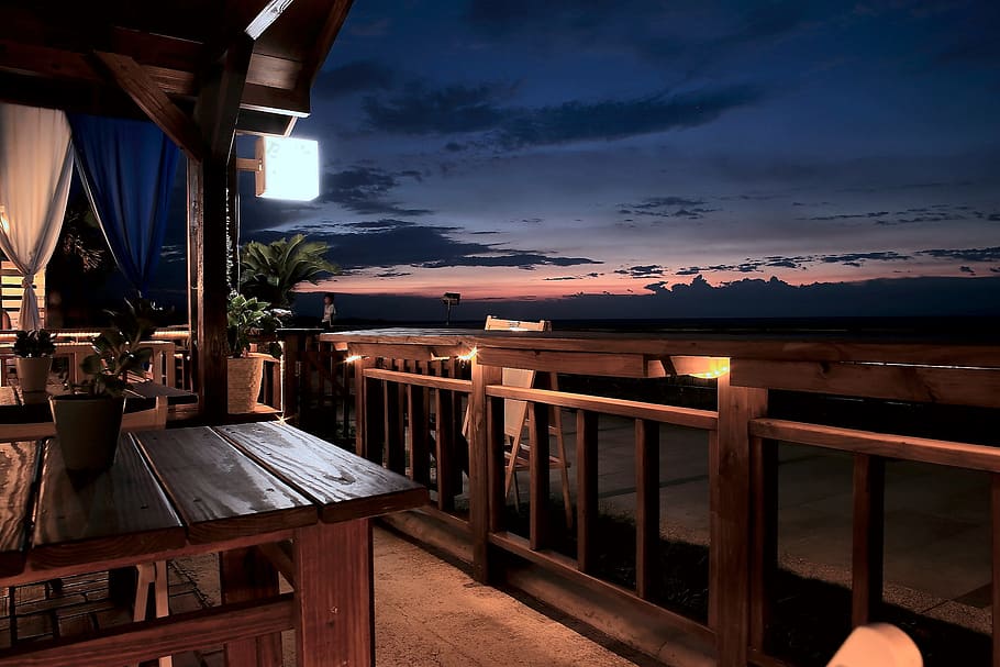 Vacant Tables and Chairs in the Balcony, architecture, beach HD wallpaper