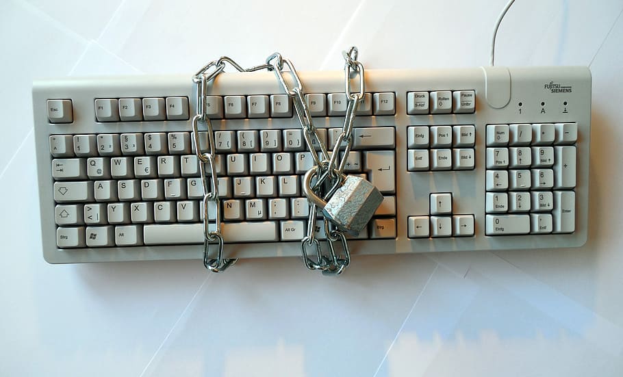 chained gray computer keyboard, privacy policy, security, sure HD wallpaper