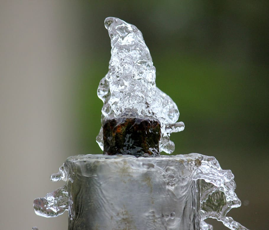 fountain, water feature, bubble, close, ice, drop, motion, studio shot HD wallpaper