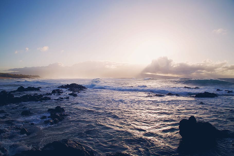 landscape photo of ocean waves crashing rocks, rocks on body of water HD wallpaper