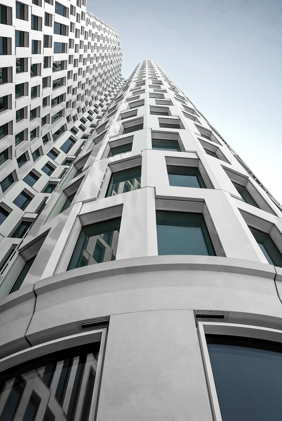 low-angle photography of white building, worm-eye view of building HD wallpaper