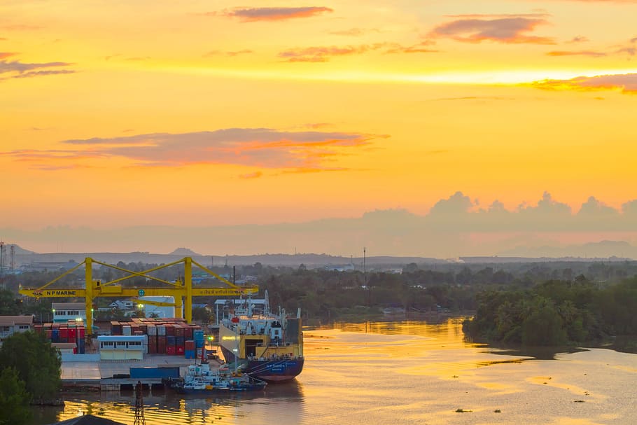 HD wallpaper: nam surat thani, river, harbor, view, sky, bright, sunset,  water | Wallpaper Flare