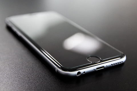 shallow depth of field photography of turned off space gray iPhone 6 HD wallpaper