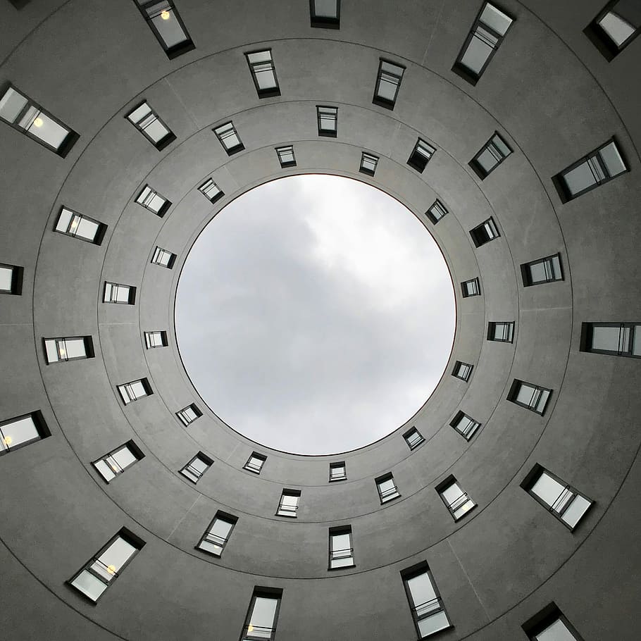 worms eye view of gray building, bottom view of concrete building, HD wallpaper