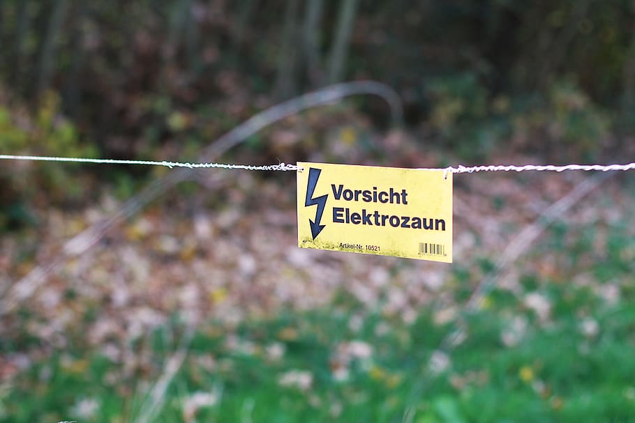 fence, electrically, caution, warnschild, shield, communication HD wallpaper