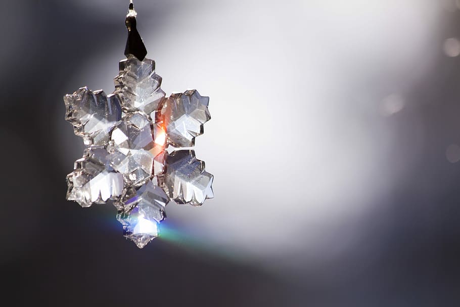 macro photography of silver snowflake pendant, star, winter HD wallpaper