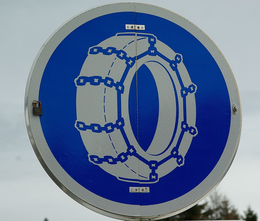 panel, snow, tires, chains, road sign, circle, blue, geometric shape HD wallpaper