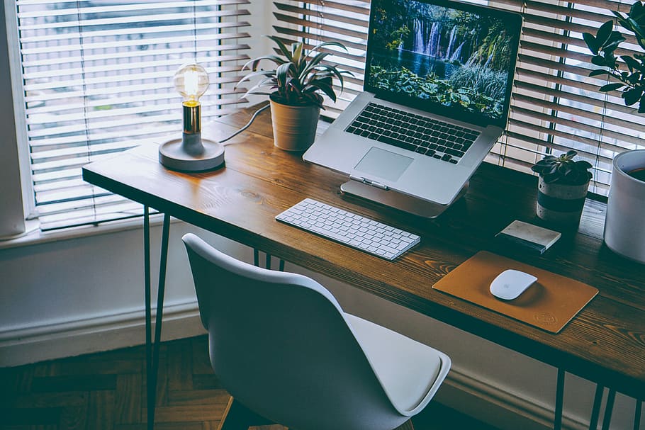 MacBook Pro on table, MacBook Pro, desk, office, window, laptop HD wallpaper