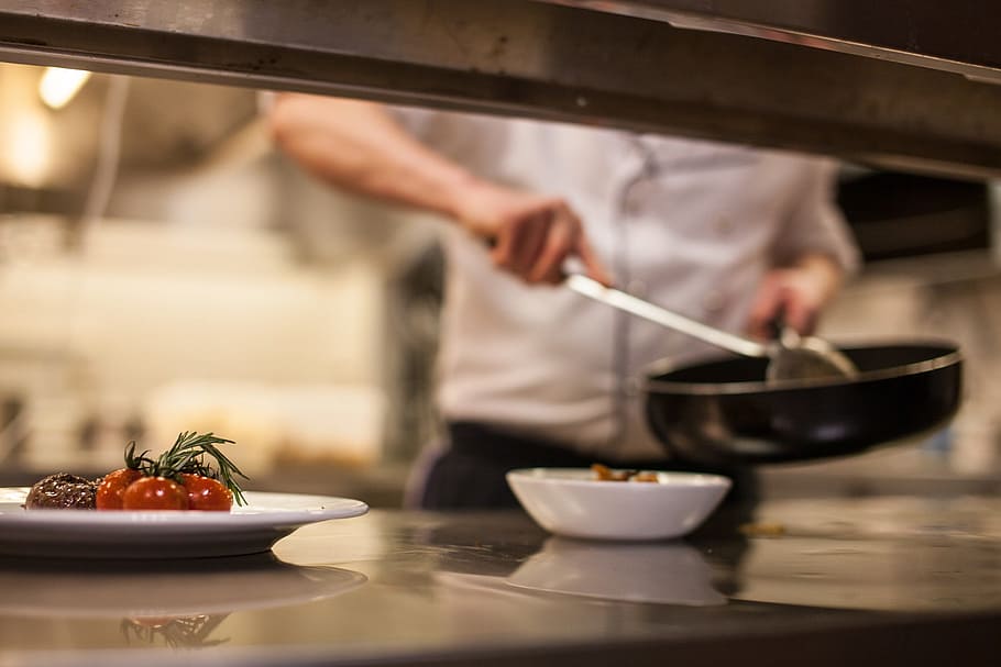 shallow focus photography of chef, kitchen, eat, food, cook, cooking