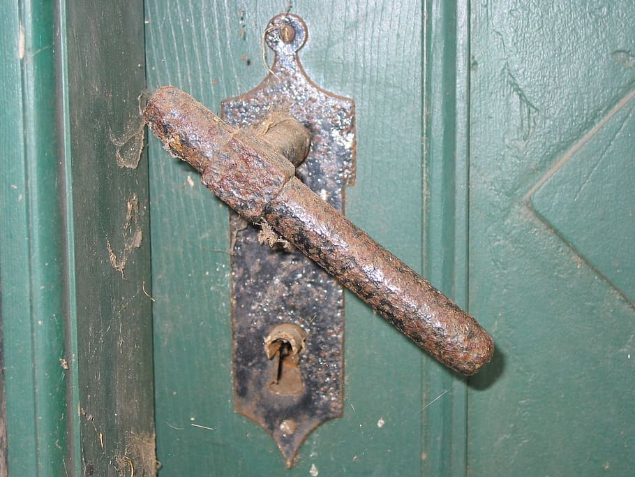 door hardware, castle, door handle, metal, entrance, old, safety HD wallpaper