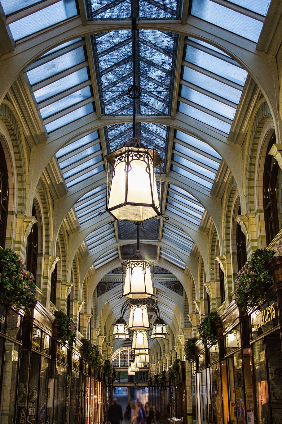 arcade, victorian, l, architecture, england, city, uk, historic HD wallpaper